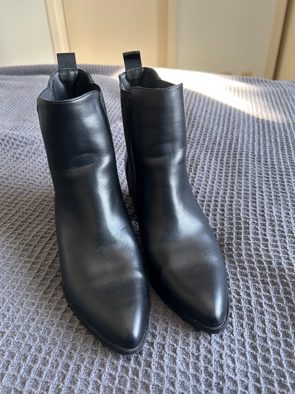 Gap: Black Leather Tall Ankle Boots - Size 8 - Picture 5 of 8